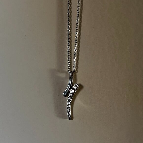 Sterling silver necklace with crystal pendant - Picture 1 of 17